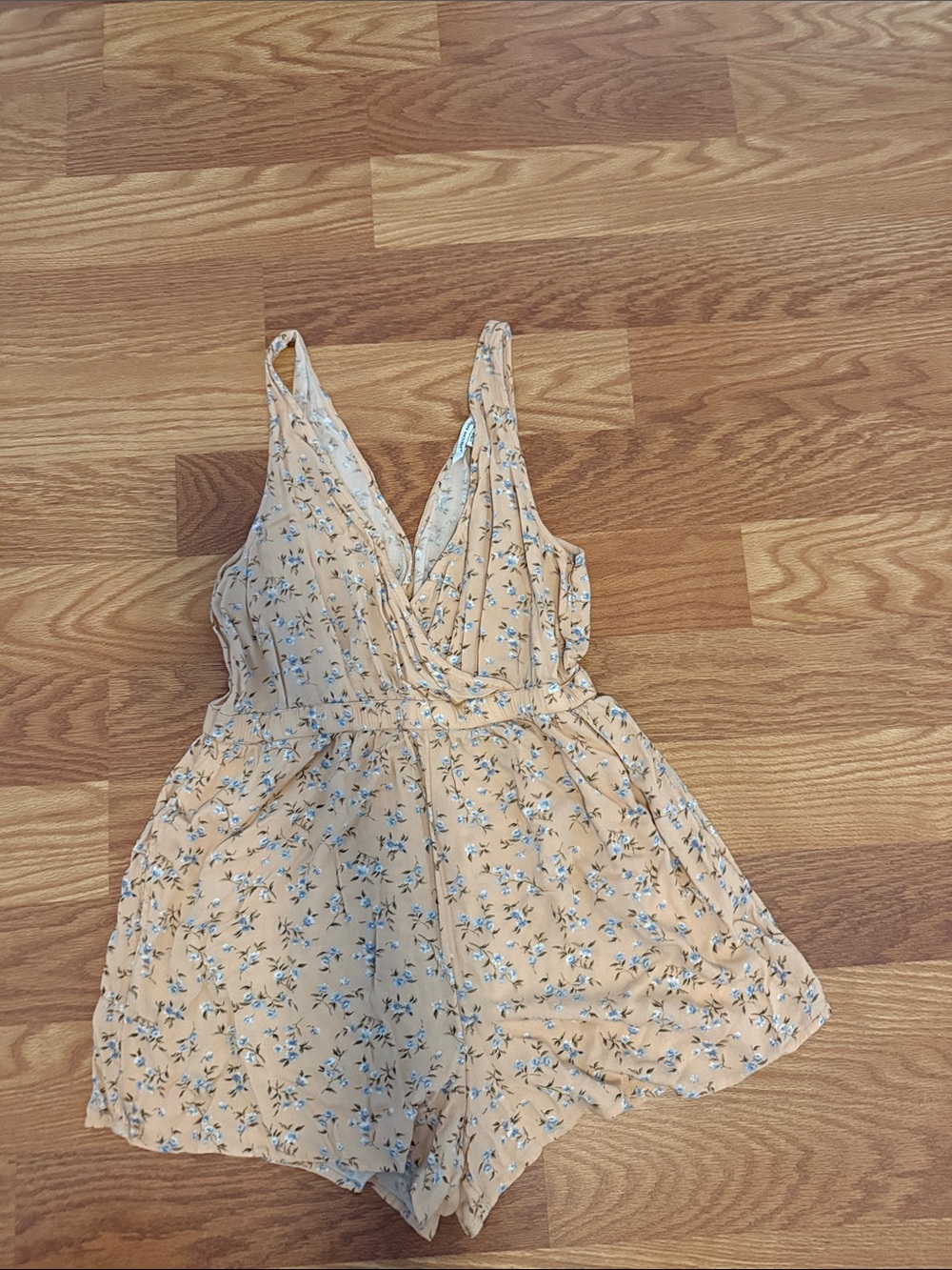 American Eagle Outfitters Beige Floral romper